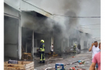 Thumbnail for the post titled: Pas zjarrit ne depo -Flet komandantja Vjollca Hoti: Kemi kërkuar ndihmë nga të gjithë zjarrfikësit që zjarri të mos përhapet