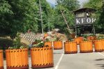 Thumbnail for the post titled: KFOR-i jep detaje për vendosjen e pengesave afër Manastirit të Deçanit