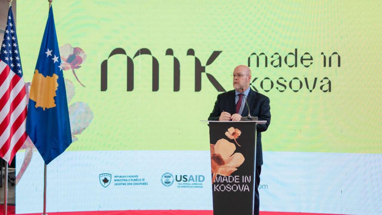Hovenier: Me mbështetjen e USAID-it, platforma “Made in Kosova” do të përmirësojë imazhin global të biznesit të Kosovës
